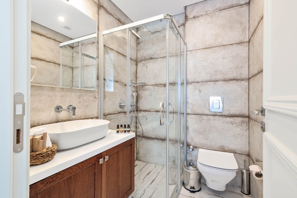 Rhodium Hotel Alacati 46/48