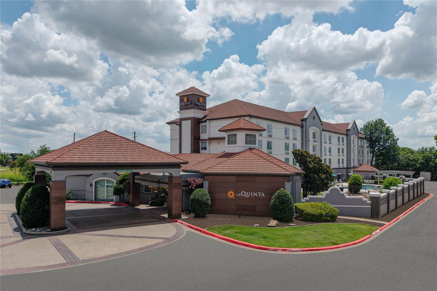 La Quinta Inn And Suites By Wyndham Sherman 23/29