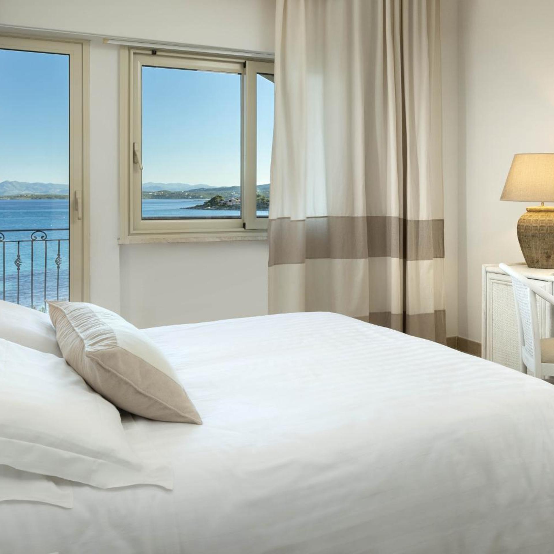 Deluxe, King Bed, Sea View
