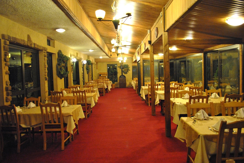 Pineland Hotel & Health Resort 40/59