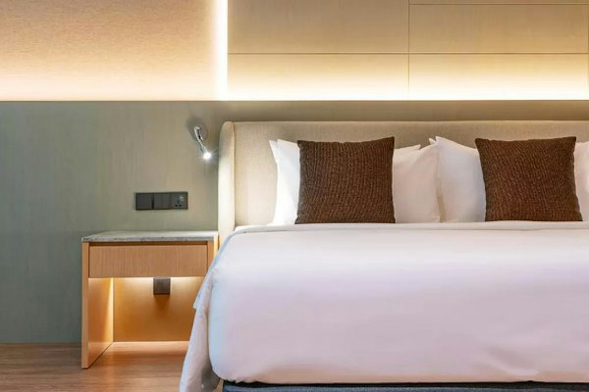 M World Hotel 14/40