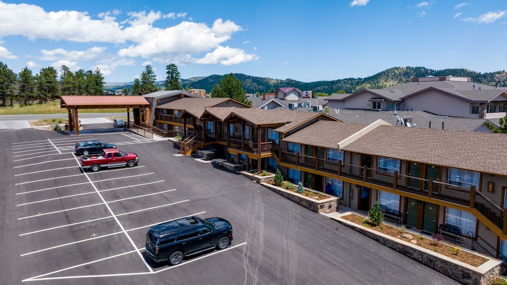 Hotel Estes 51/66