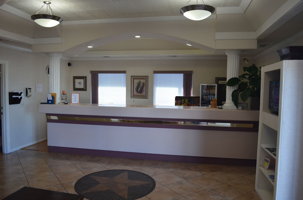 Hill Country Inn and Suites Marble Falls - TX 3/20