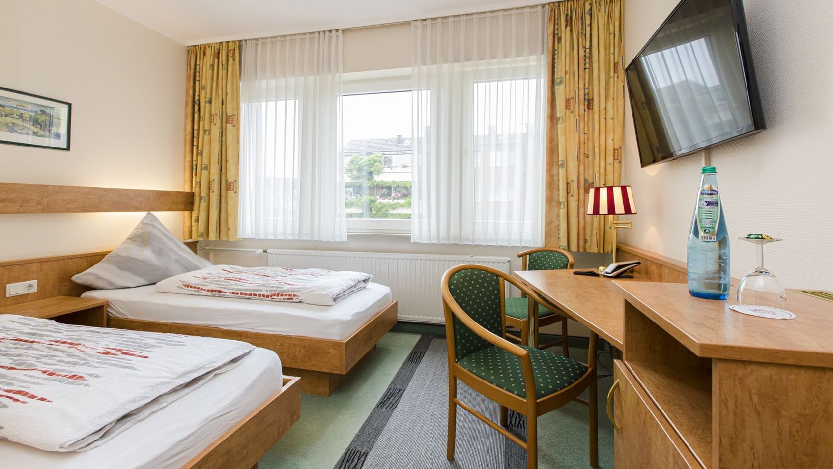 STANDARD, DOUBLE BED
