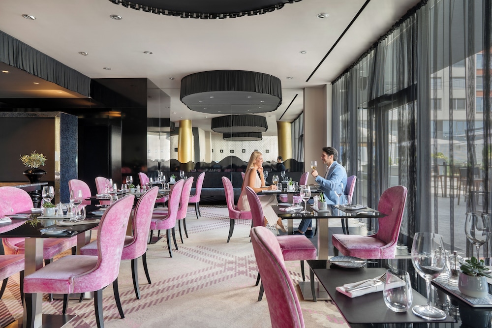 Zijin Hotel 63/74