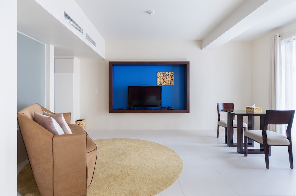 The Picasso Boutique Serviced Residences 60/79