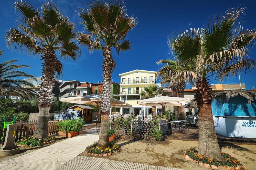Hotel Poseidon & Nettuno 56/63