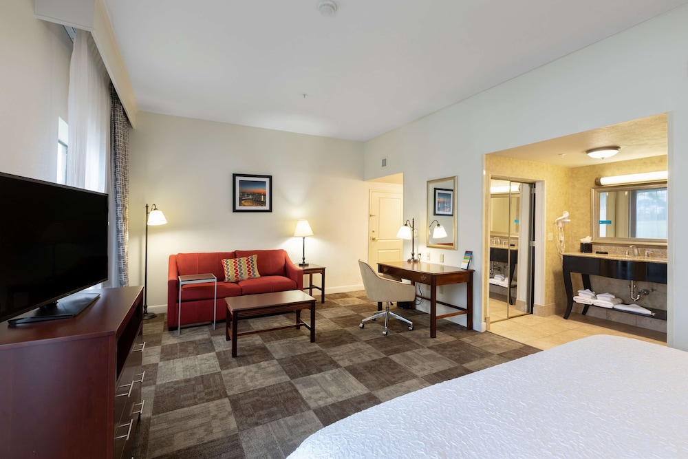 Hampton Inn and Suites Baton Rouge I 10 East 46/56