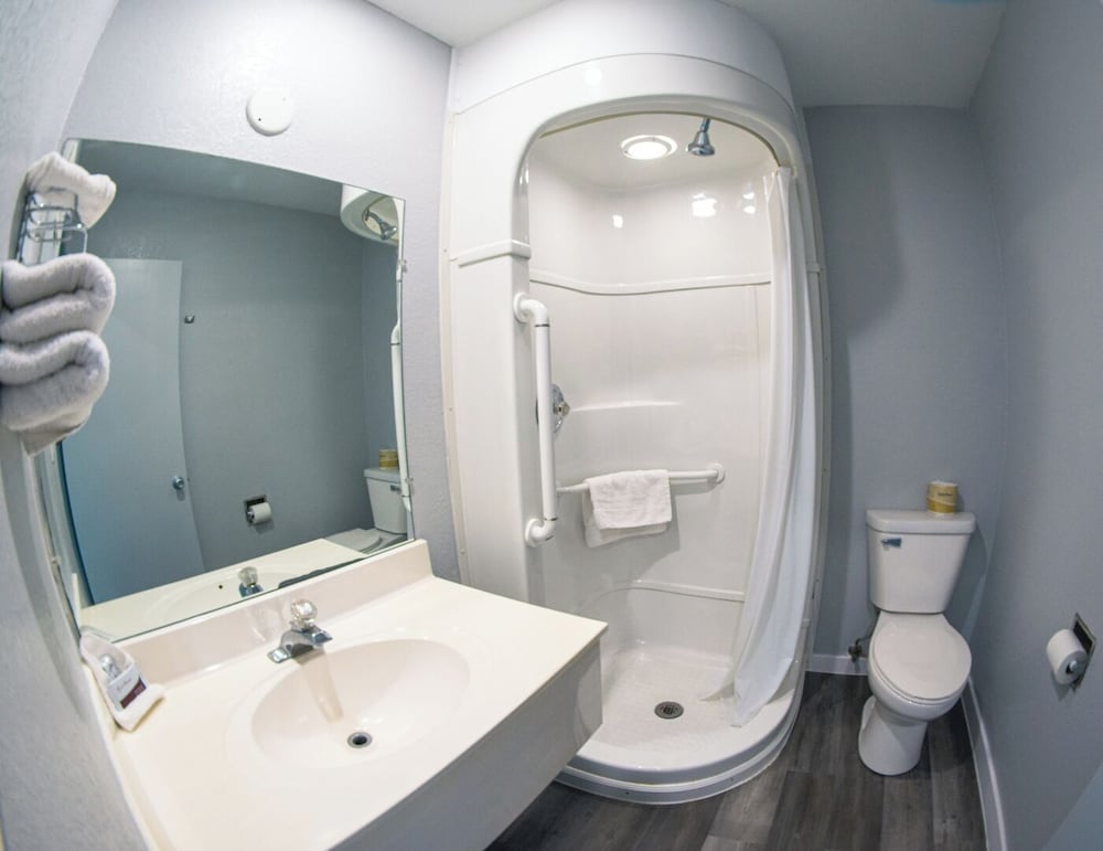 AMERICAS BEST VALUE INN 50/53