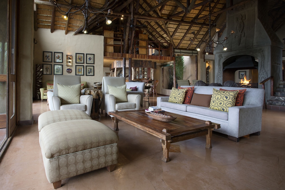 Lukimbi Safari Lodge 25/49