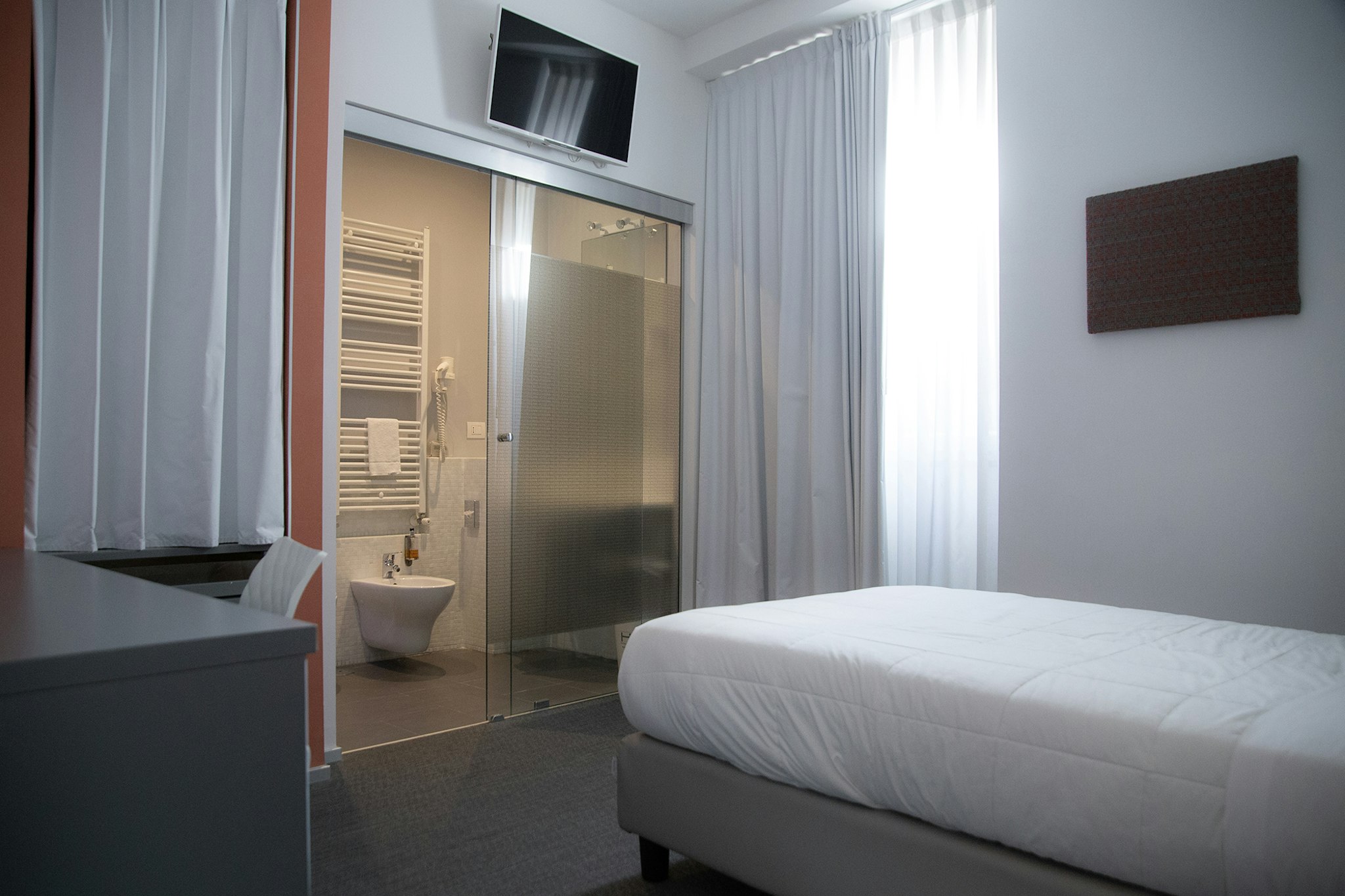Hotel Executive Inn 25/61