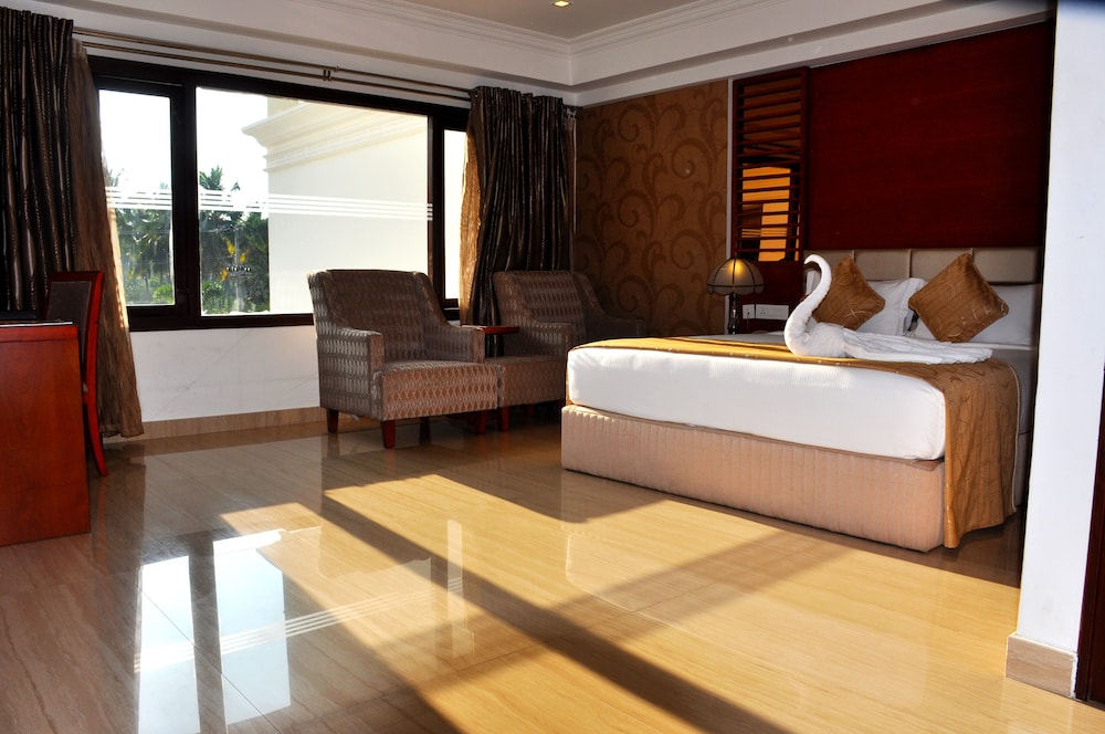 Lake Palace Hotel Trivandrum 8/44