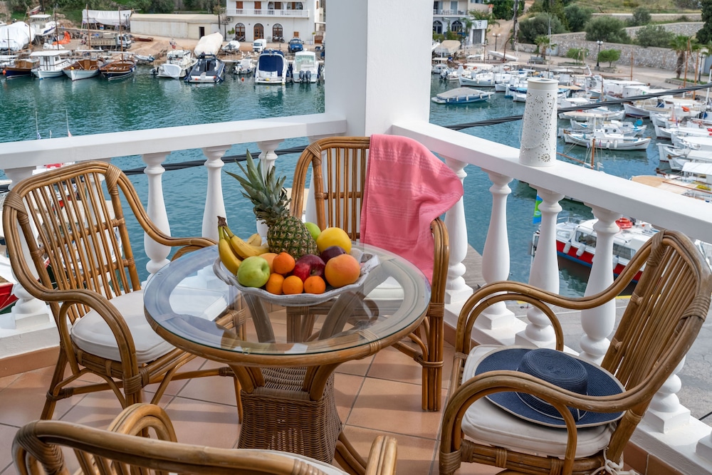 Porto Vecchio Spetses Luxury Suites 22/43