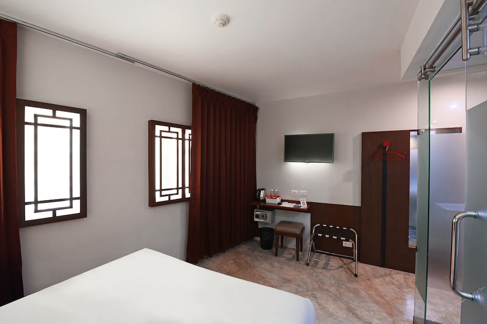 Ruamchitt Plaza Hotel 30/59