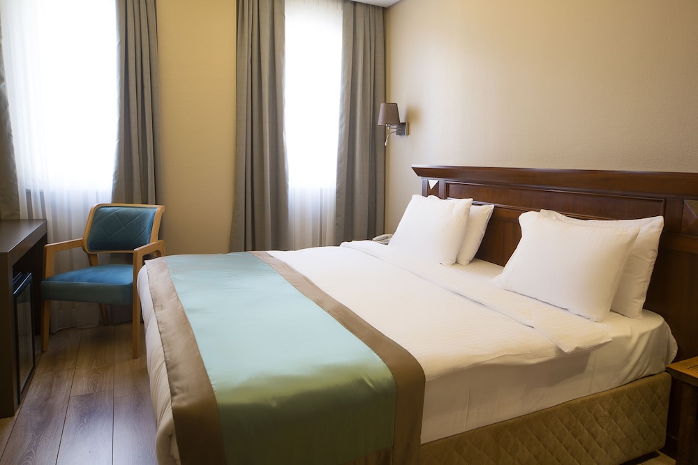 Semsan Hotel 16/66
