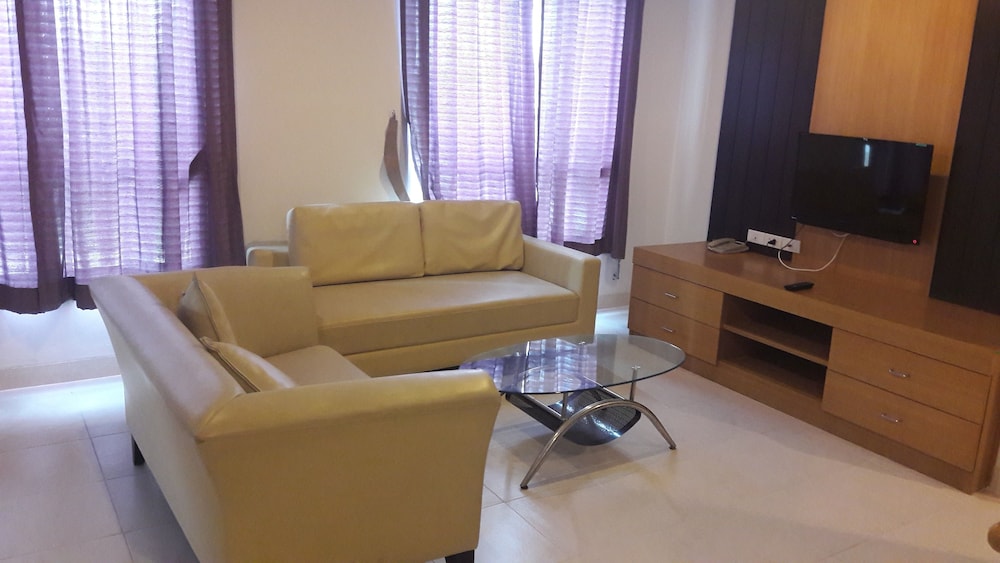 Sena House Paholyothin30 17/29