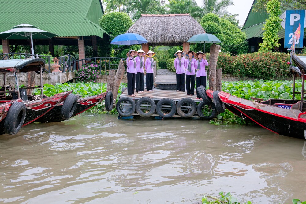 Mekong Lodge Resort 48/58