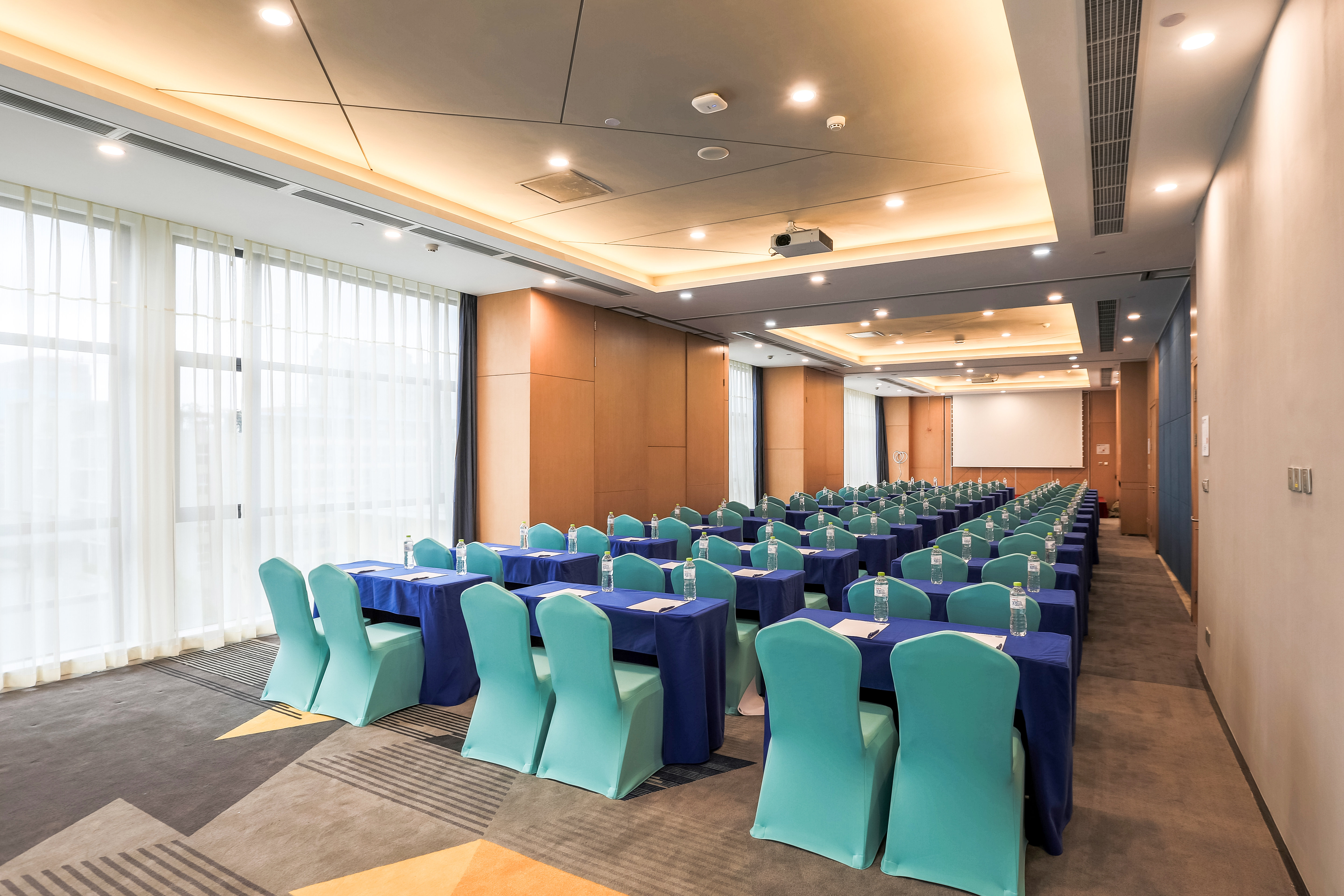 Holiday Inn Express Chengdu Xindu 39/50