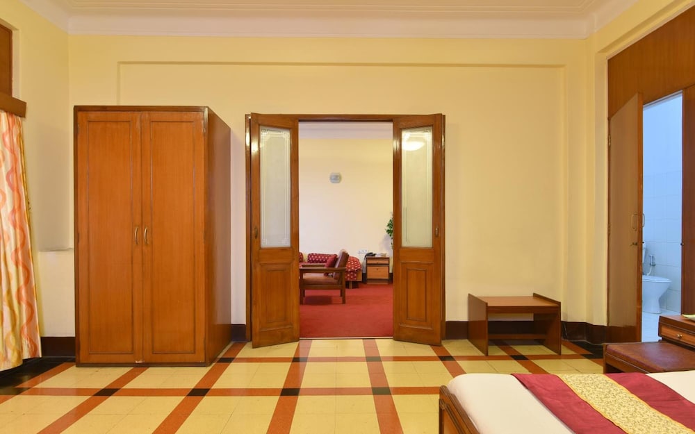 Sea Green Hotel 30/50