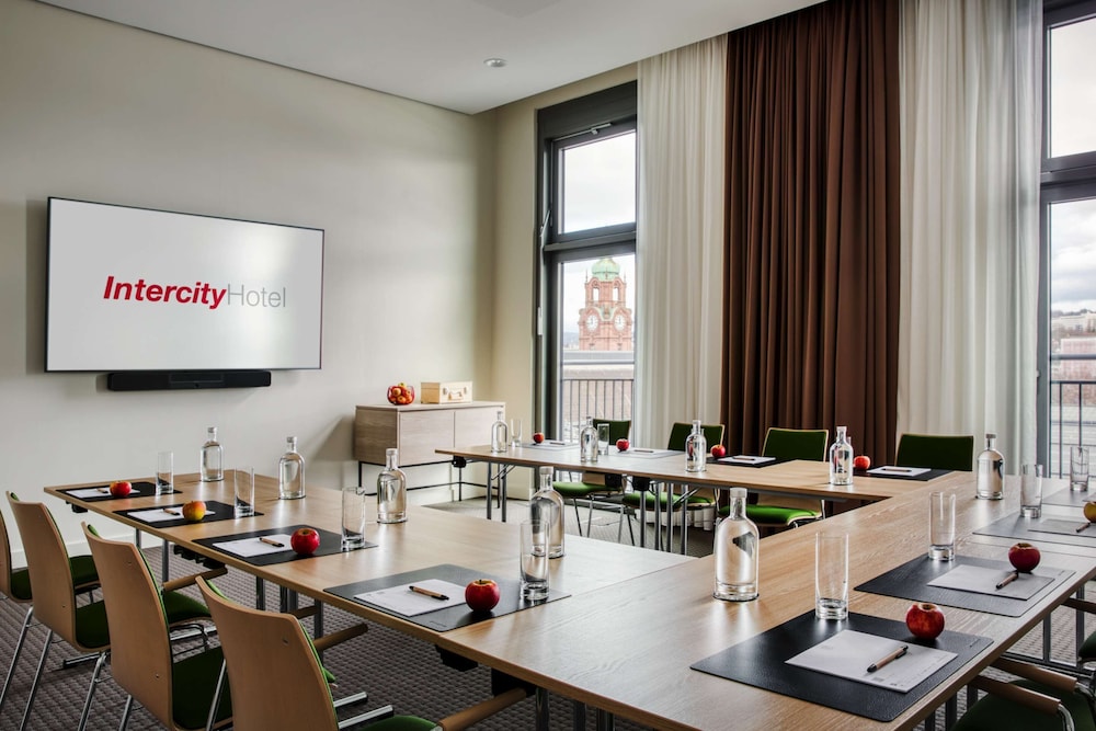 IntercityHotel Wiesbaden 41/50