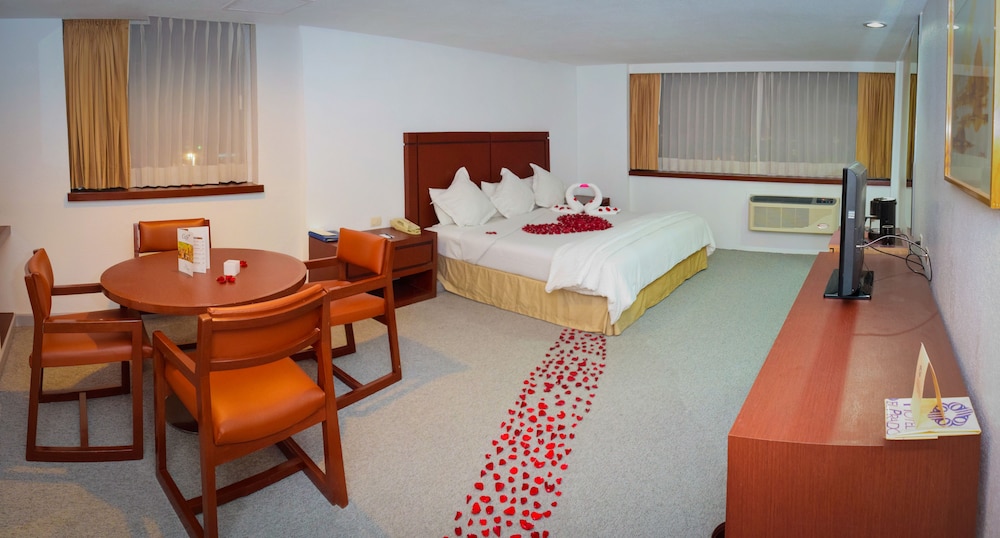 Del Prado Hotel 56/69