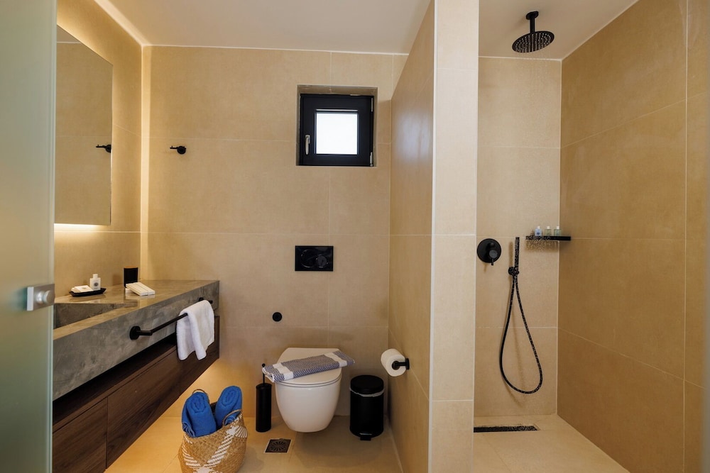 Deos Luxury Suites 48/50