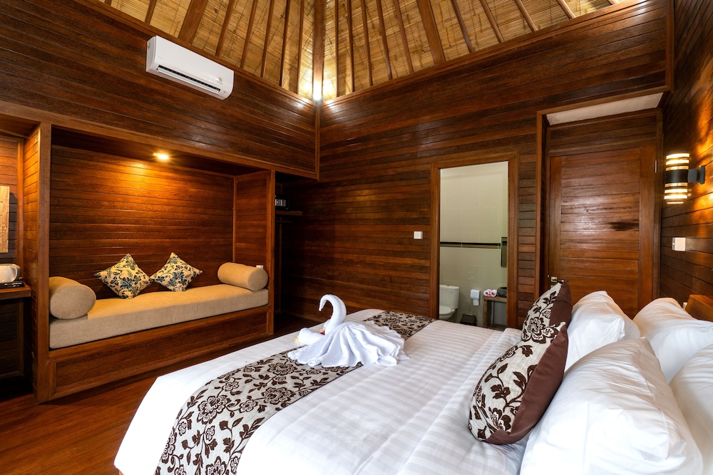 Lembongan Cempaka Villa & Restaurant 21/50