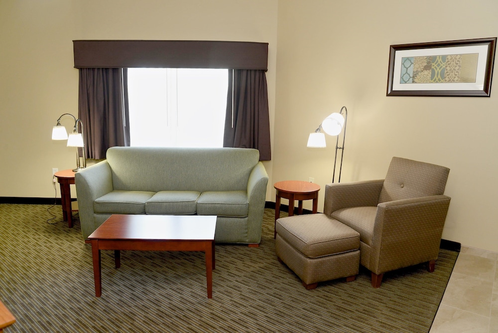 Best Western Plus Plattsburgh 30/47