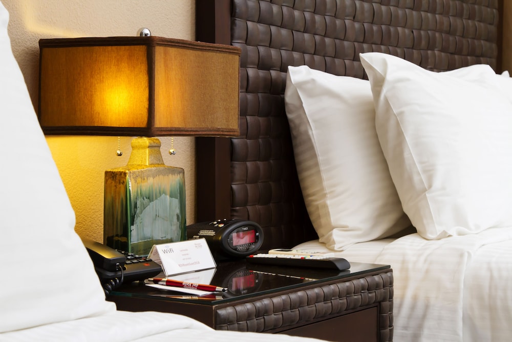 Rincon Del Valle Hotel & Suites photo3