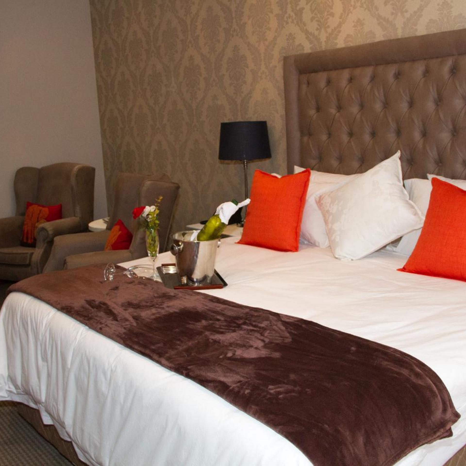 Room, Queen Bed, Classique Grace Boutique Hotel 4/6
