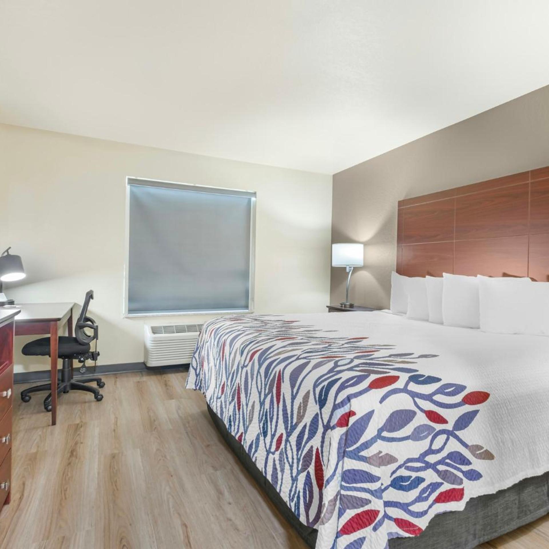 Superior, King Bed, Hot Tub