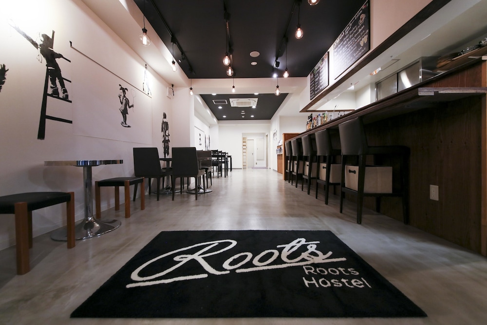 Roots Hostel 56/59