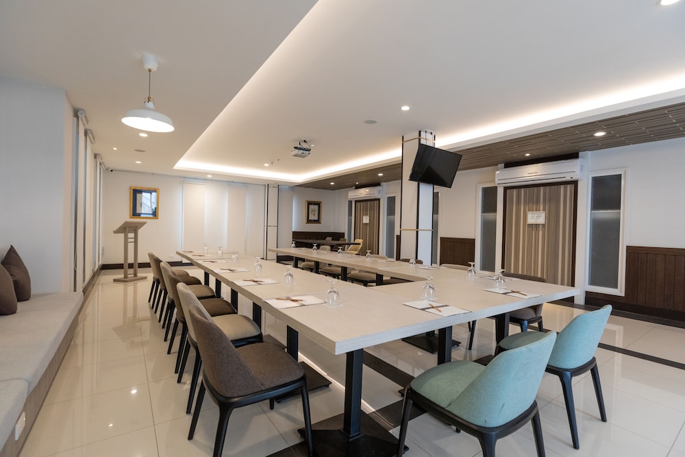 Kantary Hotel Ban Chang 53/63