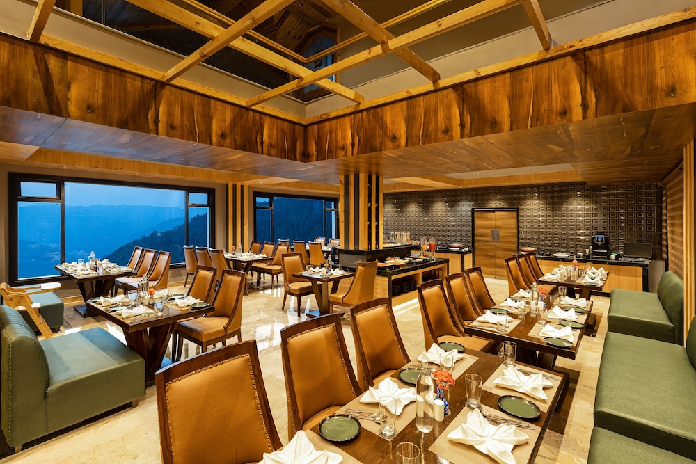 JuSTa Luxe Cliffend Resort and Spa Mashobra 25/36