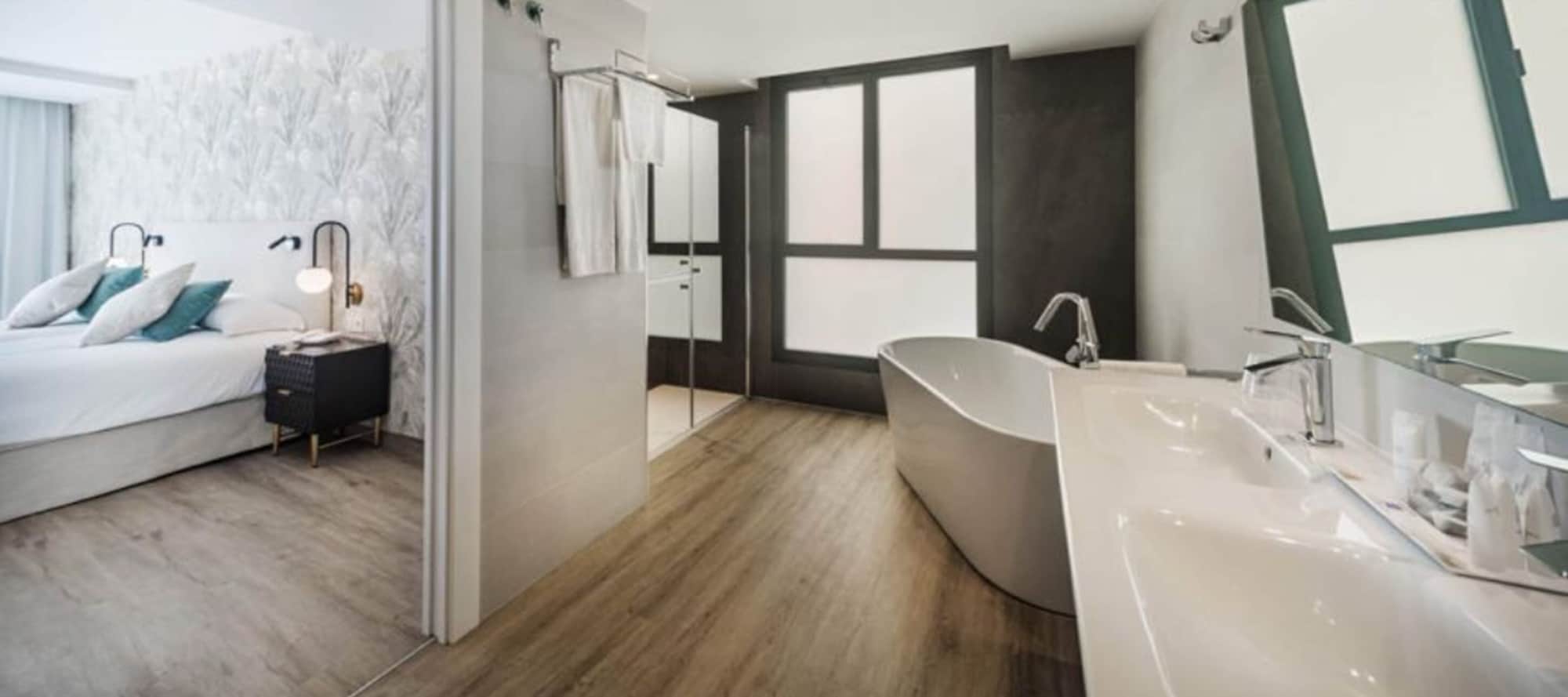 جناح جونيور بسريرين منفصلين، Obal Urban Hotel 4/7