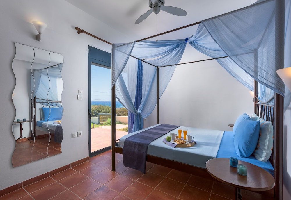 Cristelia豪华Sea Front And Pool别墅(Cristelia Luxury Sea Front And Pool Villa) 图片5