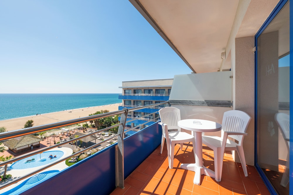 Hotel Tahiti Playa 101/137