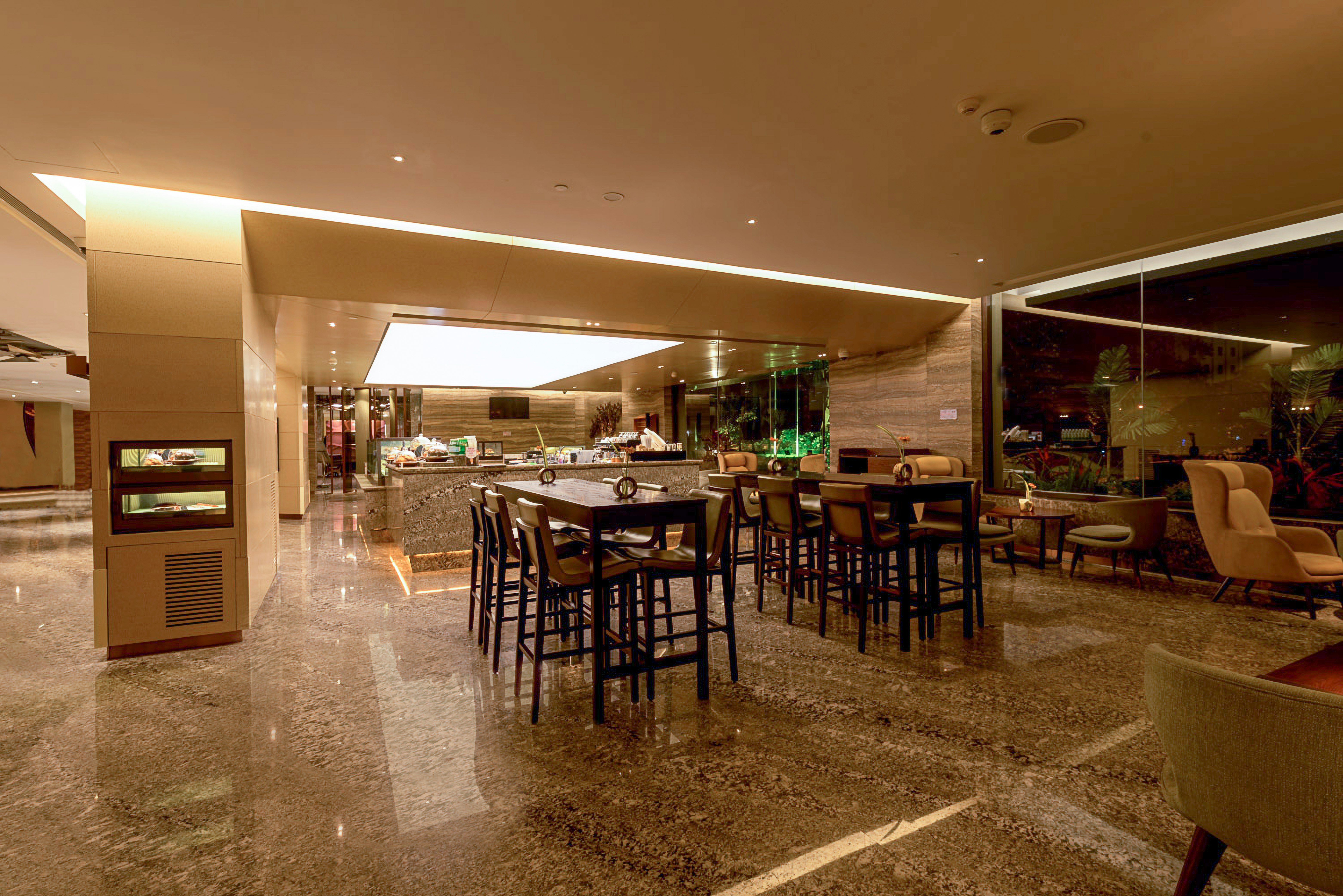 Hilton Hotel Colombo 60/80