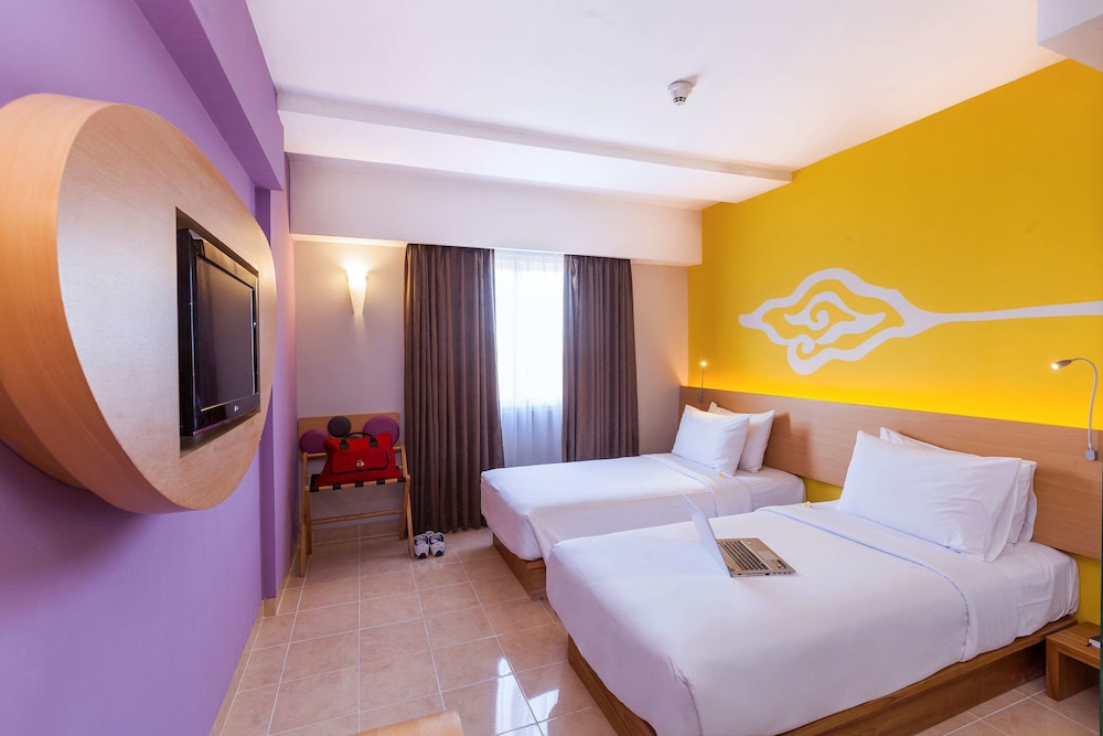 Kuta Beach Hotel 13/45