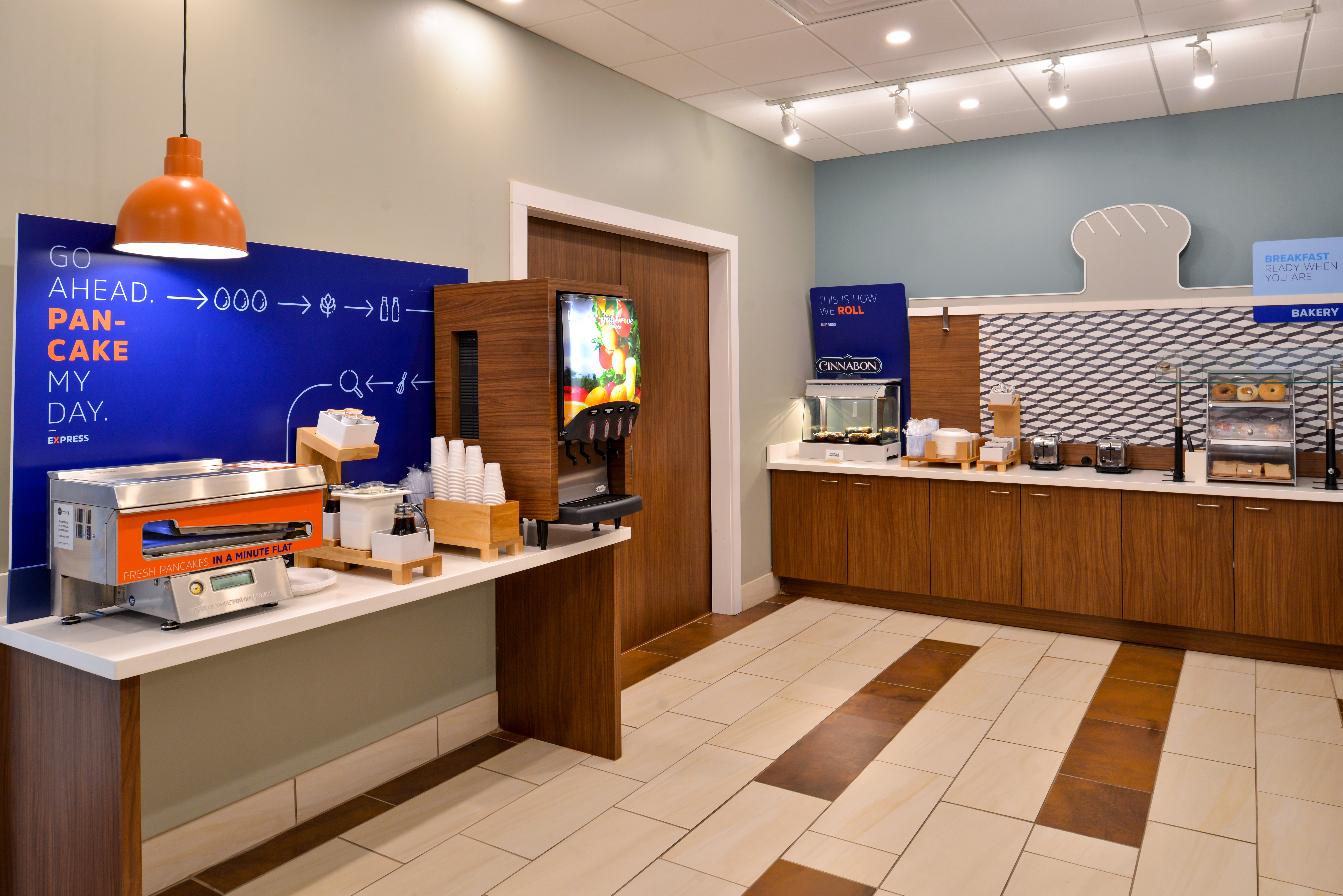 Holiday Inn Express & Suites Ruskin - Sun City 12/59