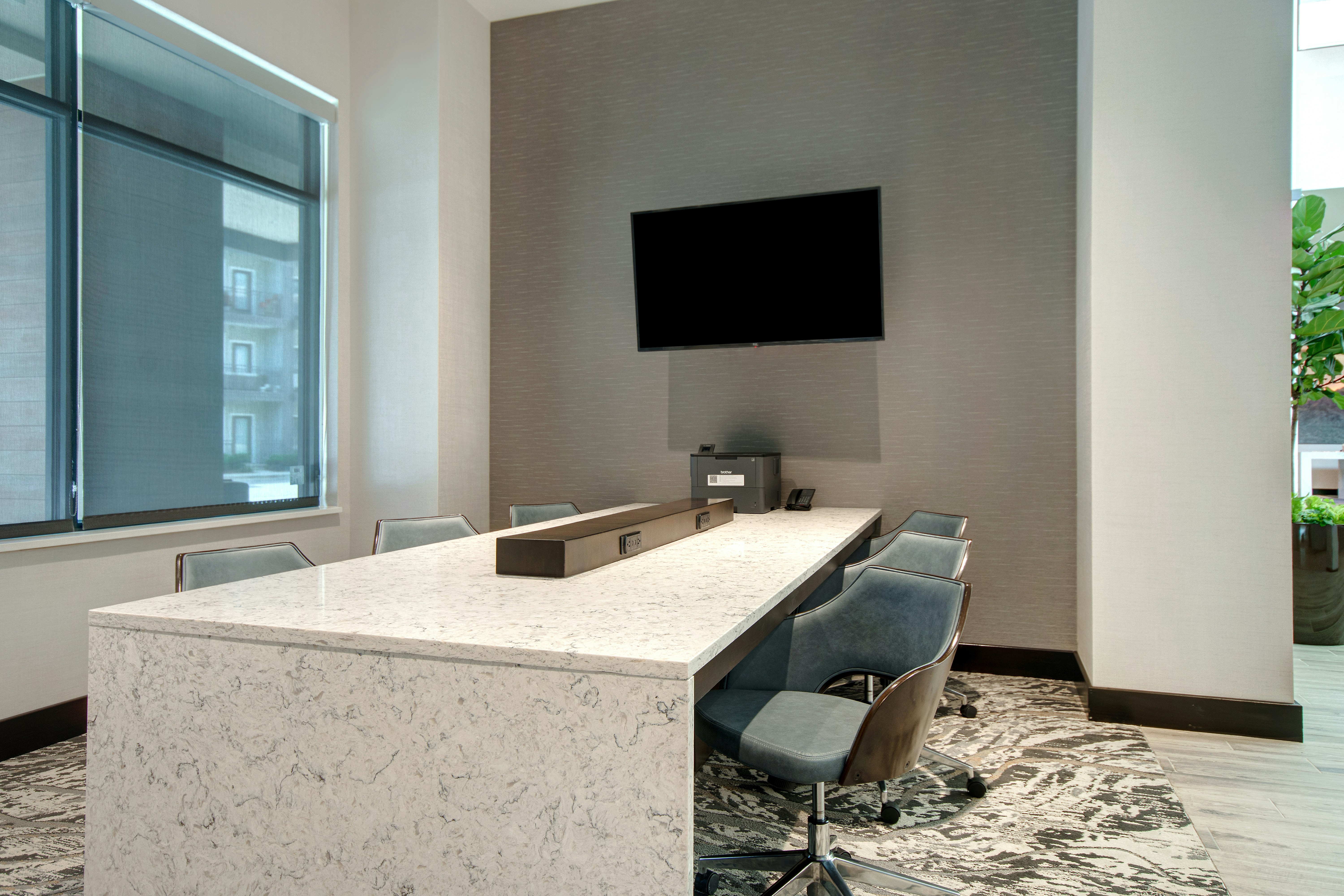 Embassy Suites by Hilton Alpharetta Halcyon 43/49
