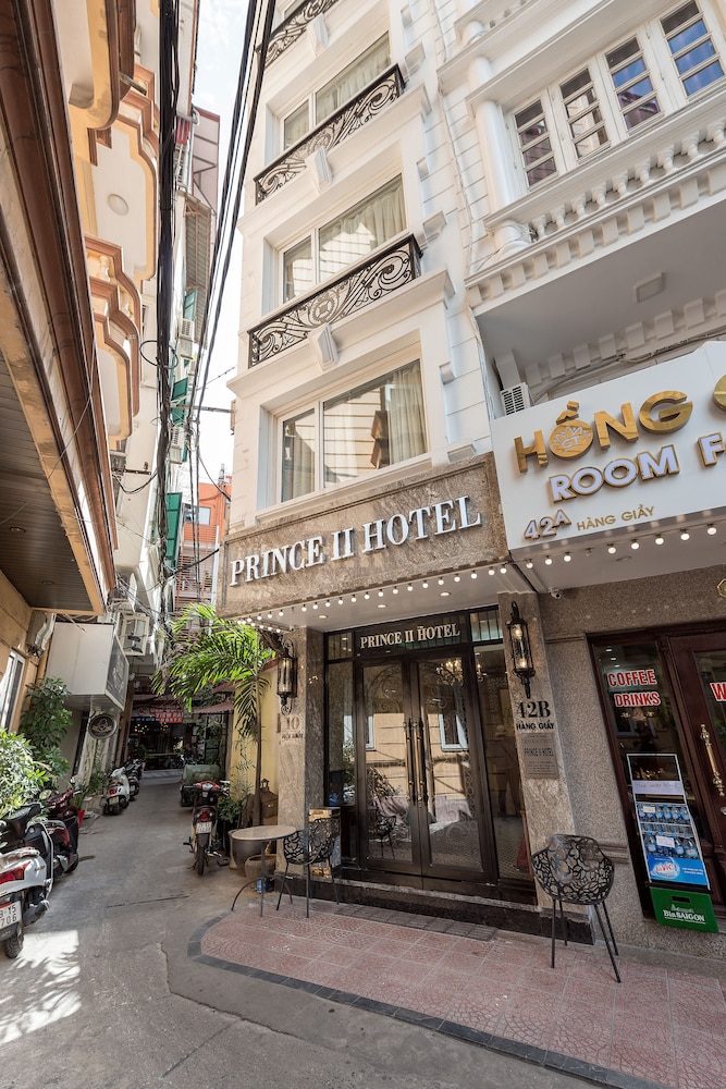 Prince Ii Hotel 3/56
