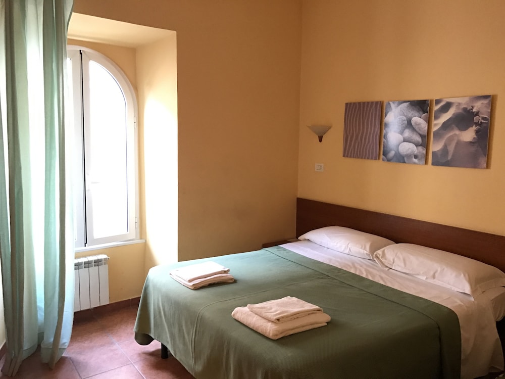 San Daniele Bundi House 33/37