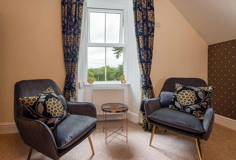 Wheatlands Lodge Bed Breakfast 40/65