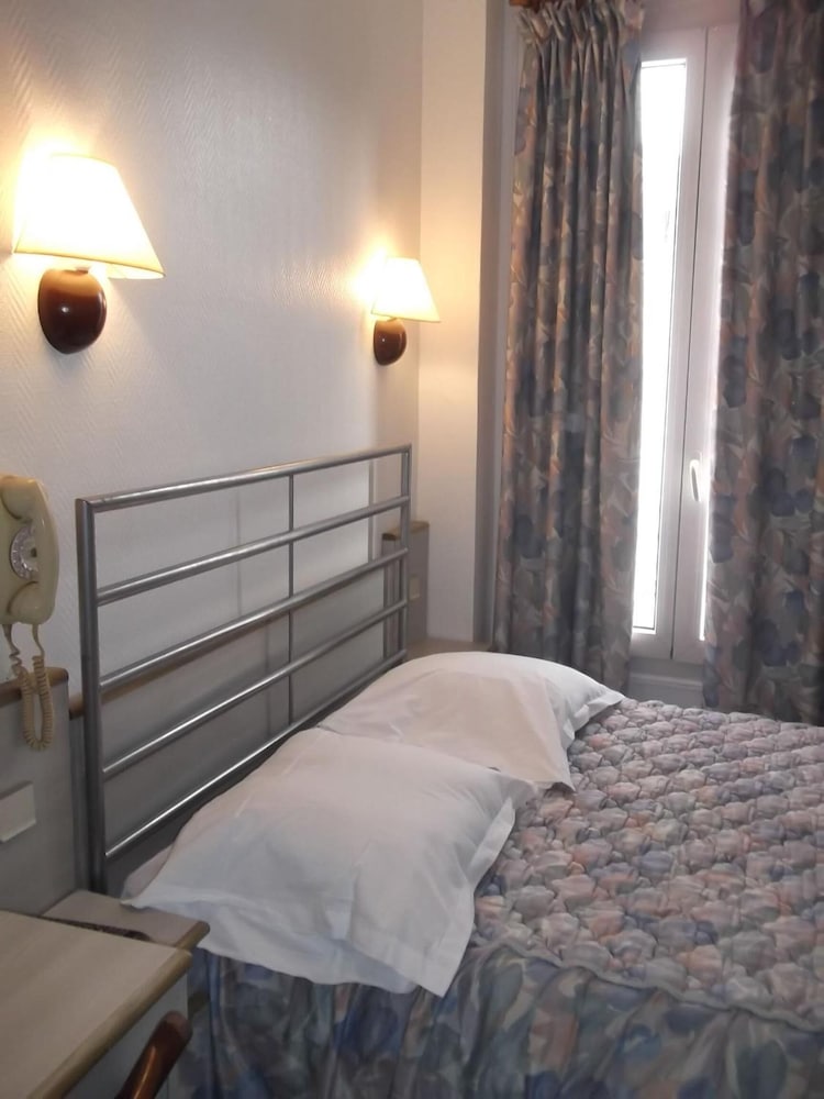 Hotel Luxor 15/42