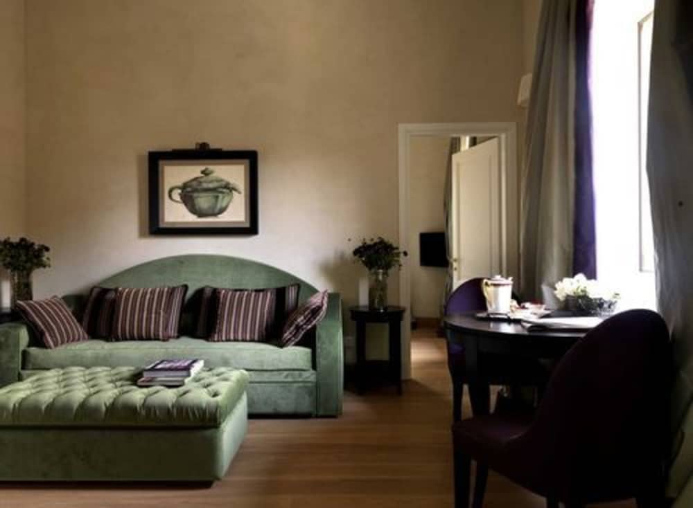 Hotel San Firenze Suites And Spa 51/75