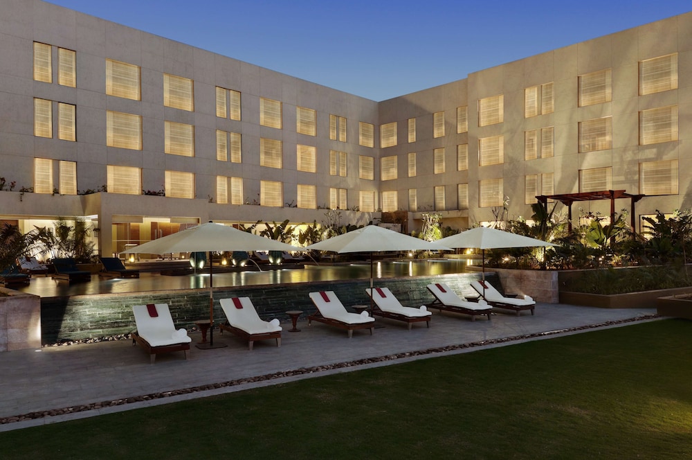 Hyatt Pune 63/70