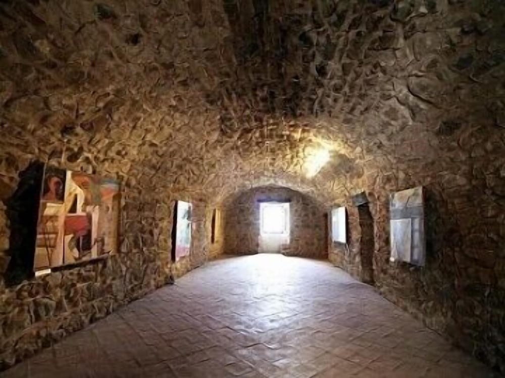 Paradiso Delle Madonie 54/56