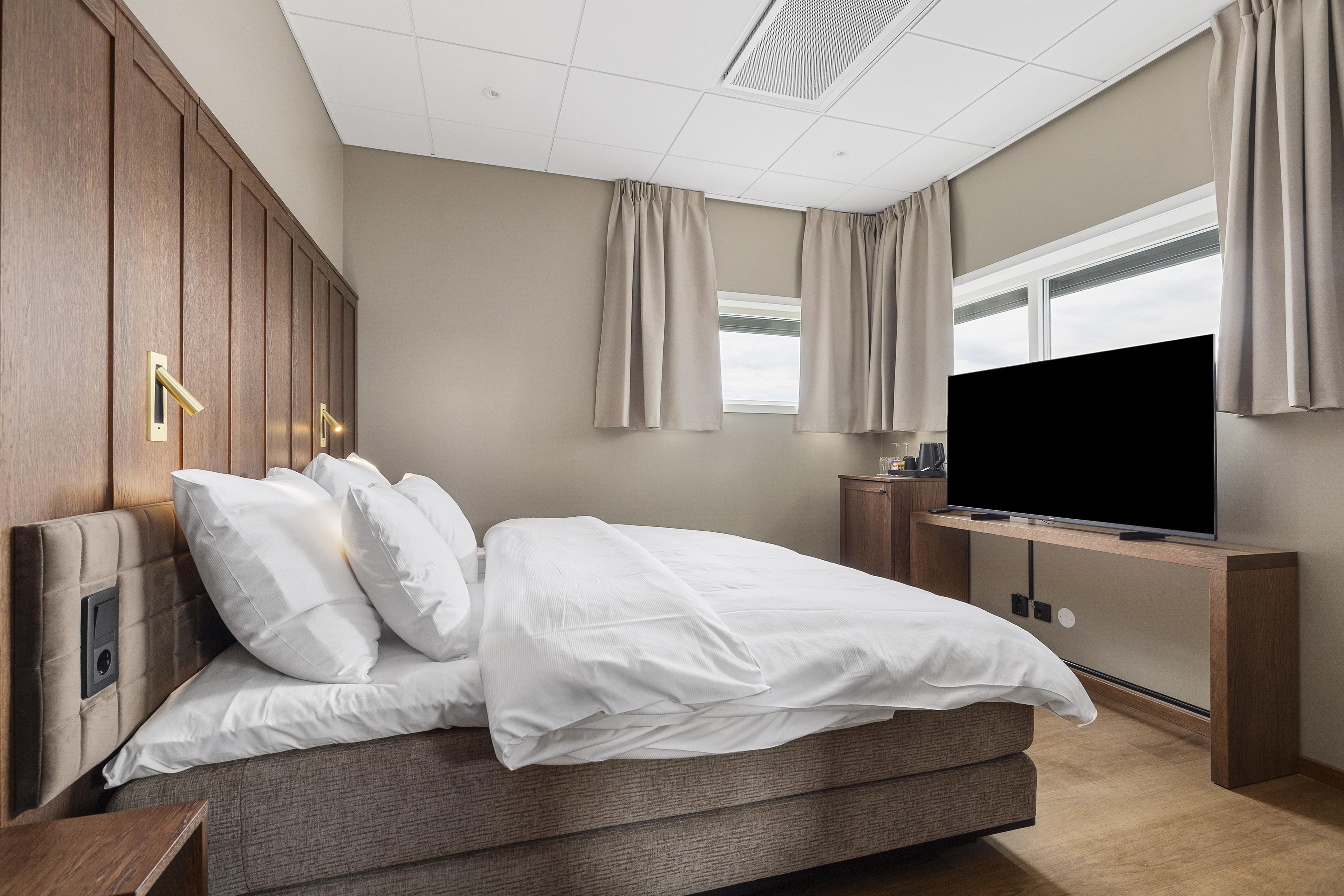 Penthouse, Suite, King Bed, 2 Bathrooms, Living Area, Terrace