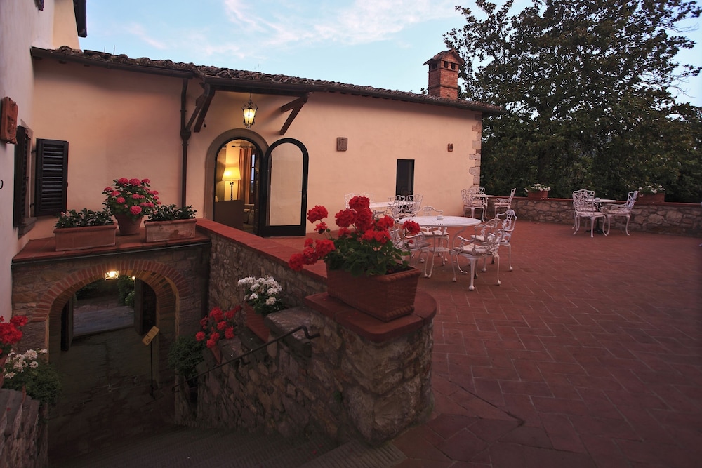 Relais Vignale 4/77